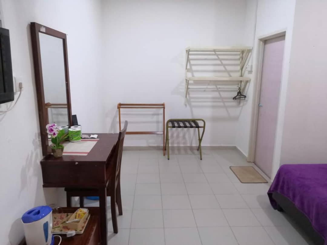 Huda Inn Pantai Cenang  Ngoại thất bức ảnh