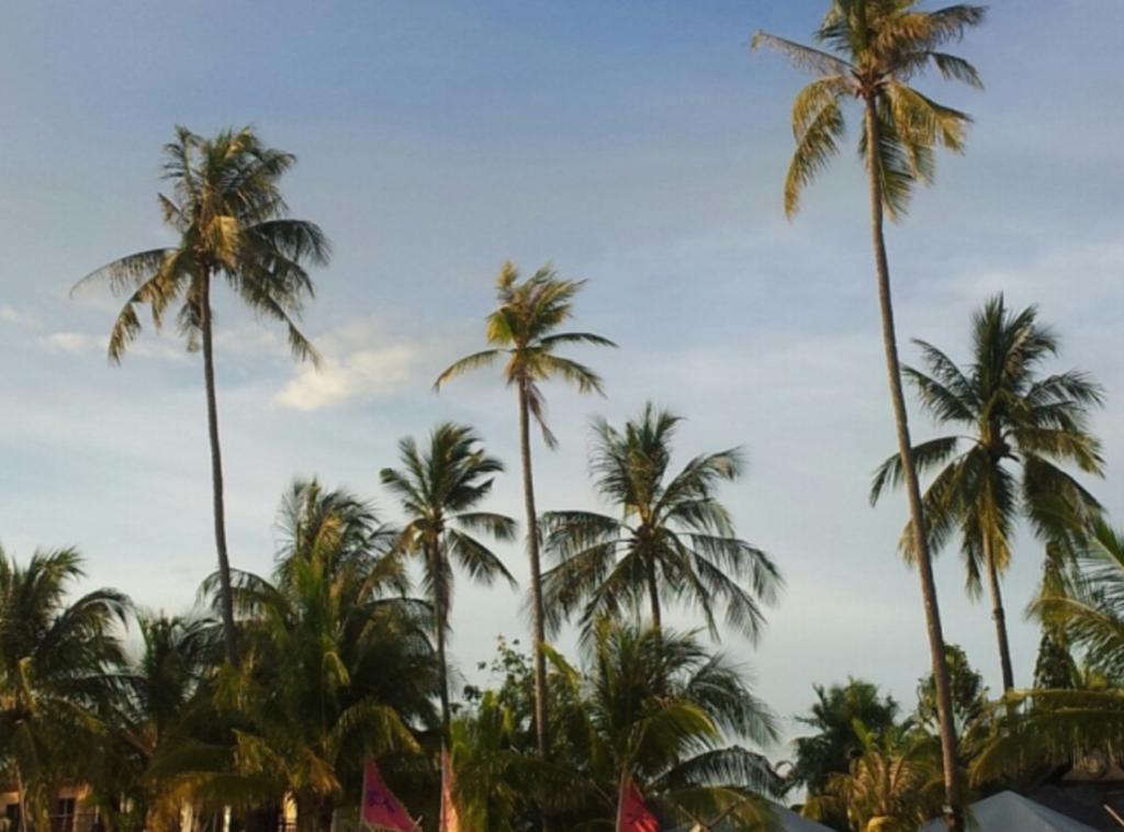 Huda Inn Pantai Cenang  Ngoại thất bức ảnh