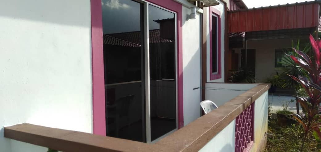 Huda Inn Pantai Cenang  Ngoại thất bức ảnh
